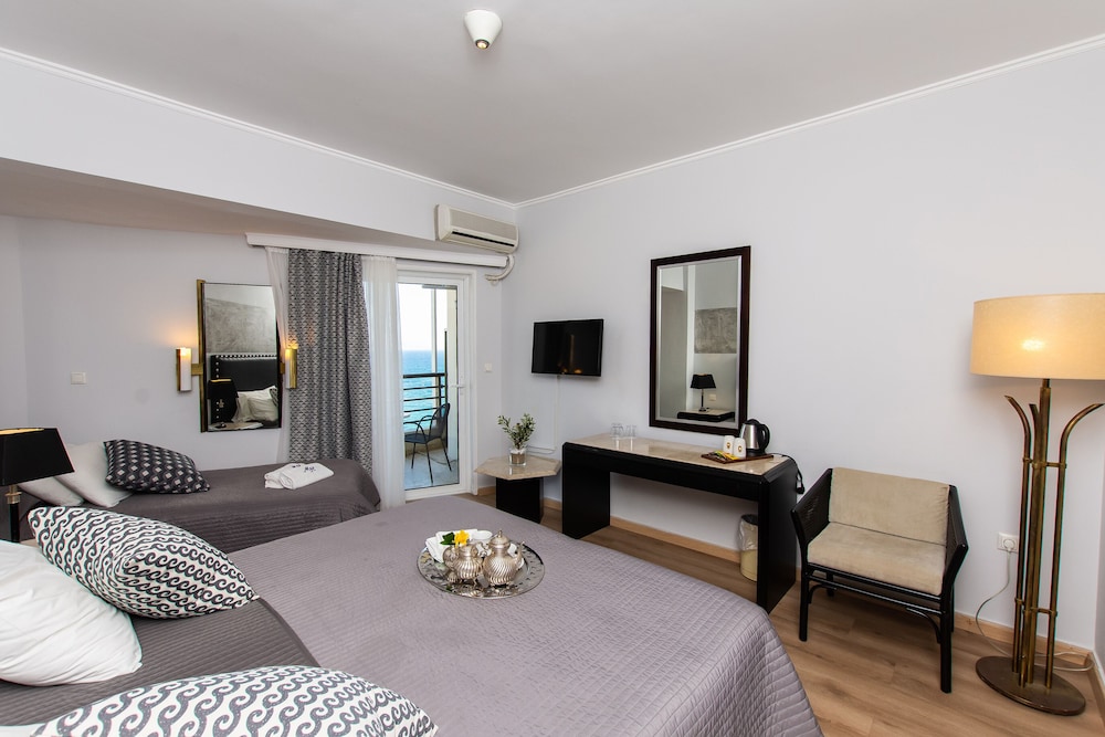 Mati Hotel 40/53