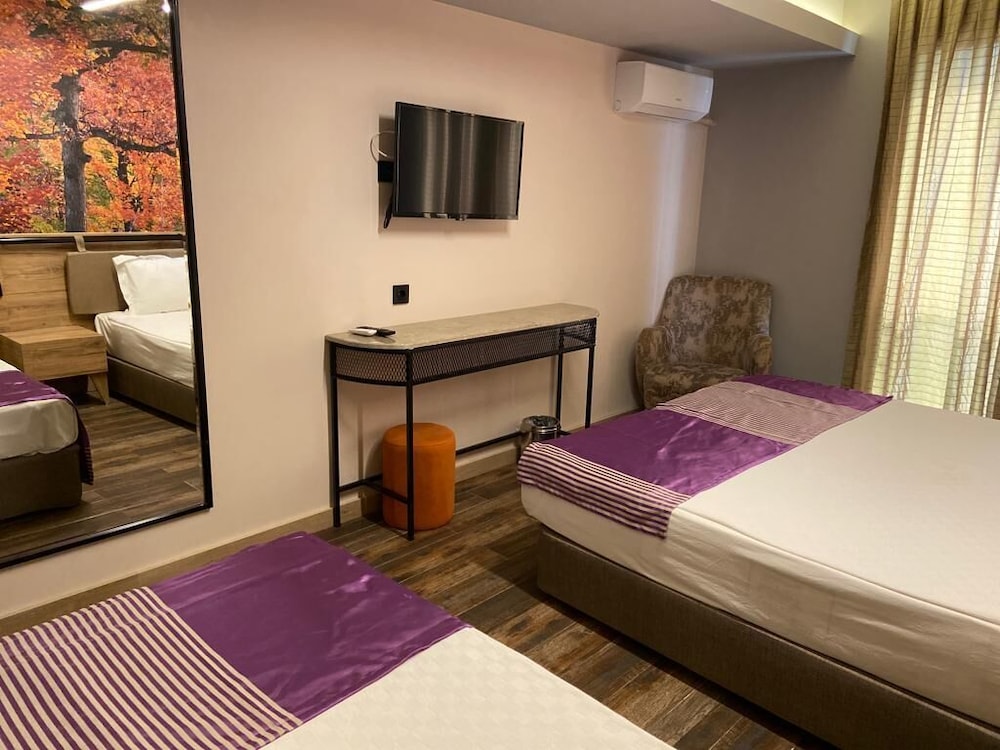 Lupo Libero Hotel 25/50
