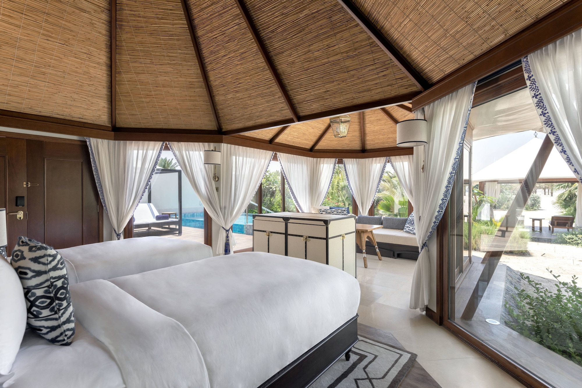 Room at The Ritz-Carlton Ras Al Khaimah Al Hamra Beach, RAS AL KHAIMAH