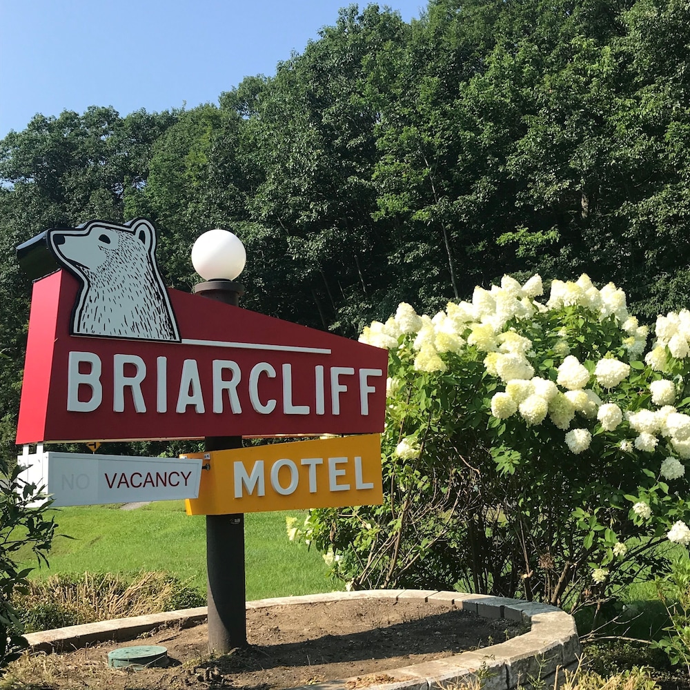 The Briarcliff Motel 9/58