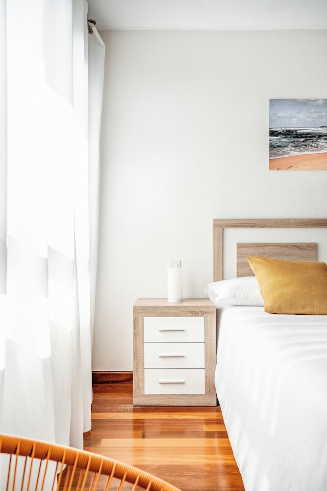 Apartamentos Alday 18/76