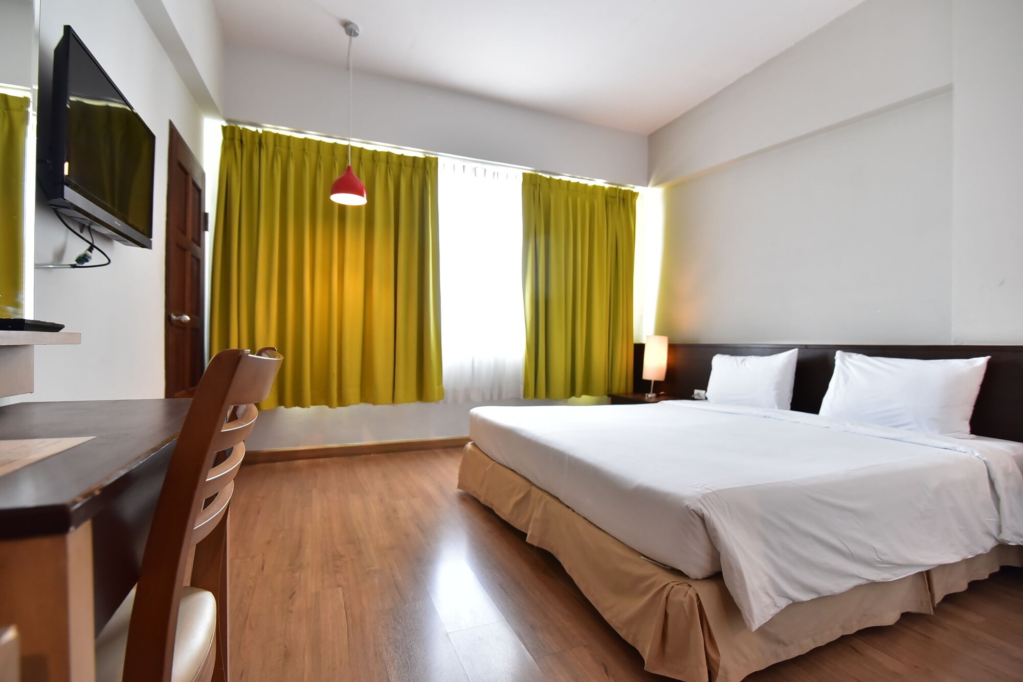 SUPERIOR, DOUBLE BED