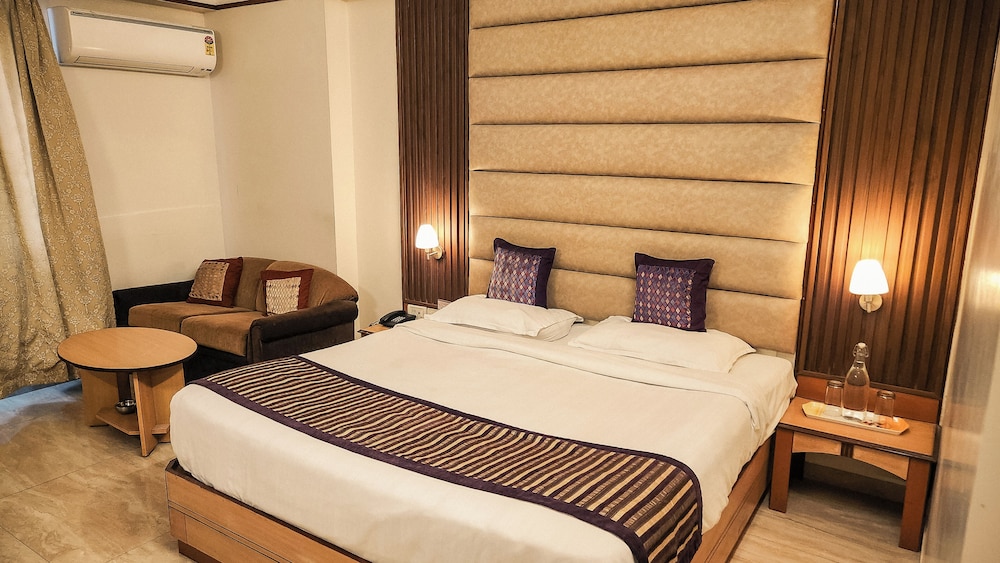 HOTEL ROYAL PALACE 25/54