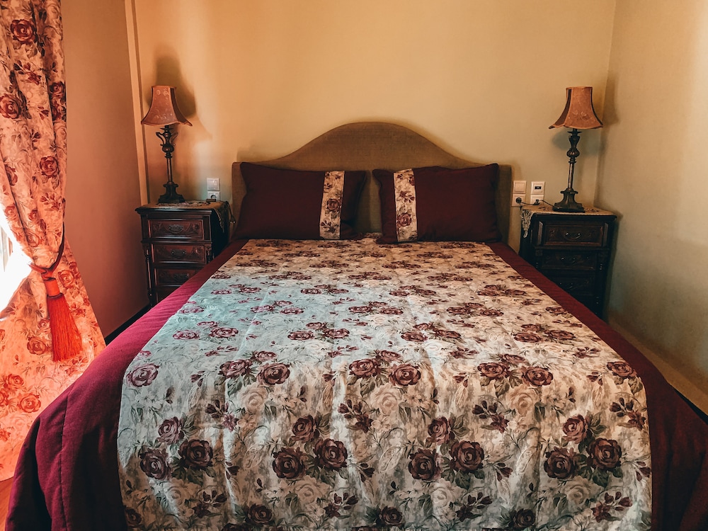 Elena Guesthouse 13/50