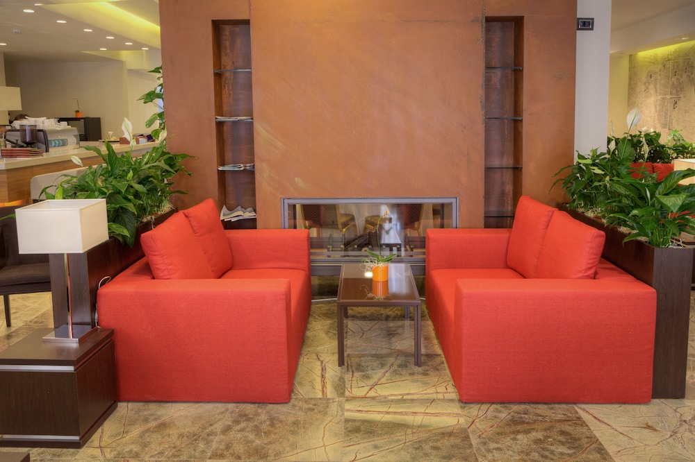 Comfort Hotel Astana 42/70