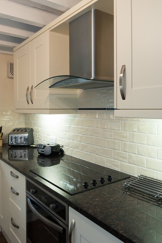 Conwy Valley Cottages 50/50