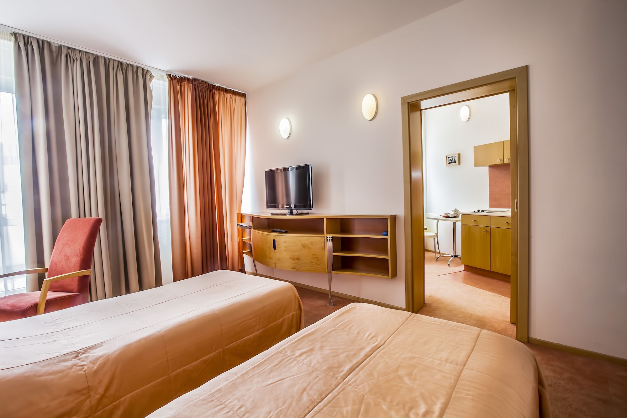 STANDARD, DOUBLE OR TWIN BED