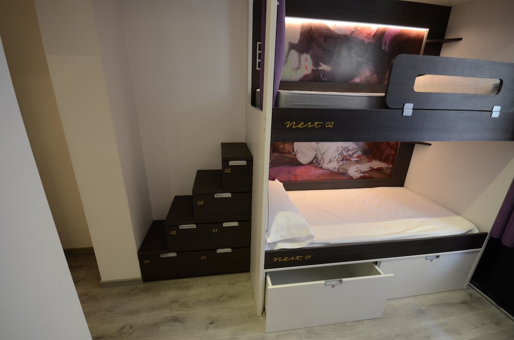 Free Hostels Barcelona 50/71