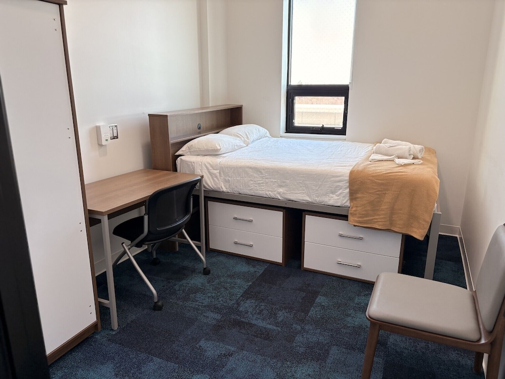 Humber College Lakeshore Residence 17/37