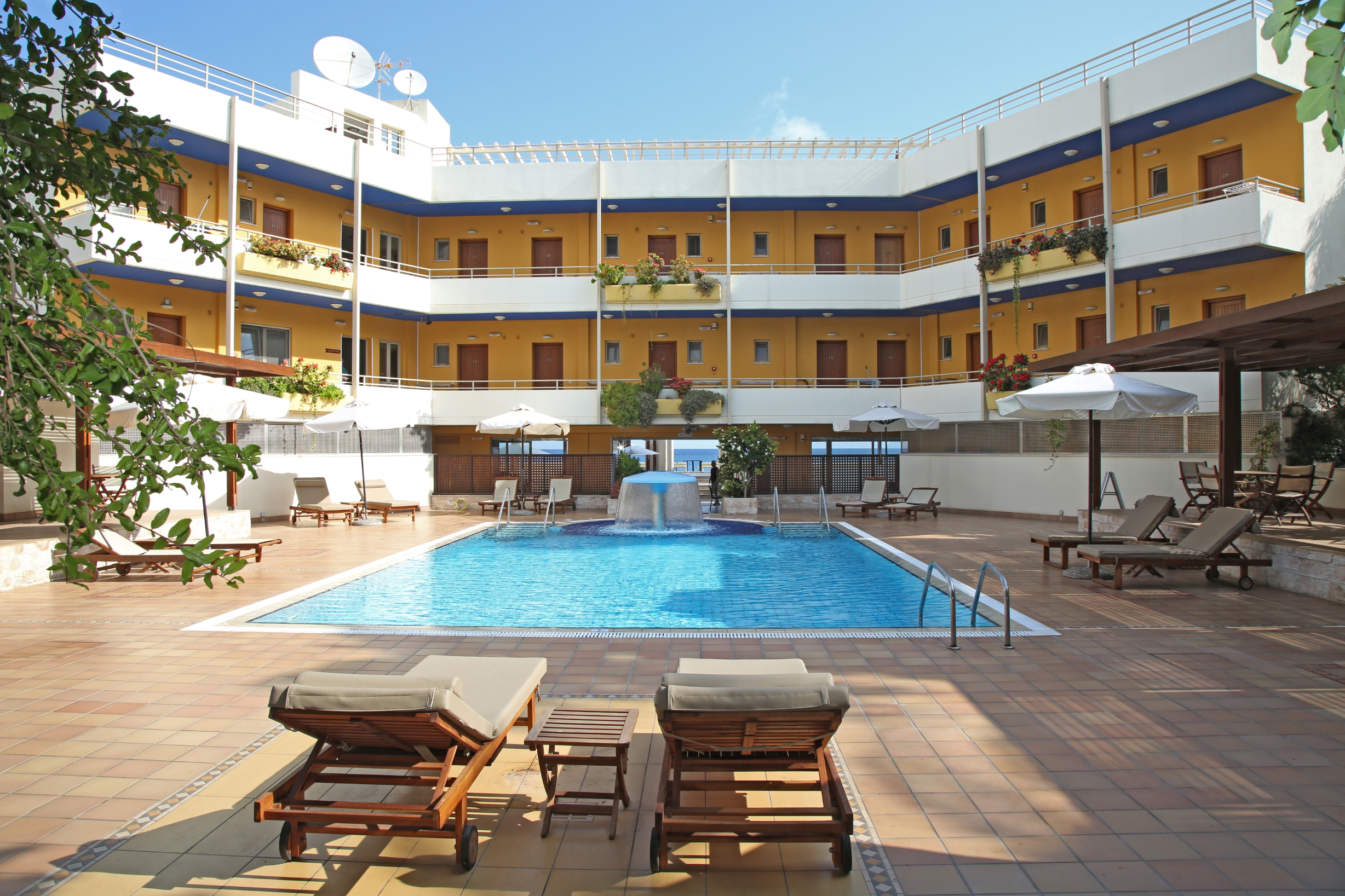 Sitia Bay 4/50