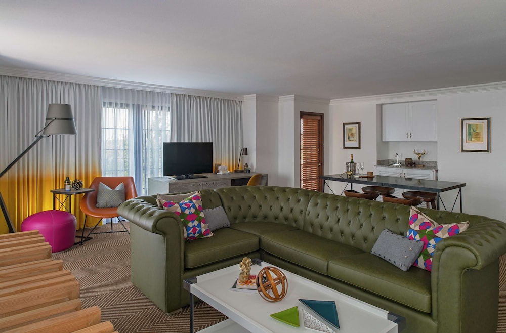 Doubletree By Hilton Austin 38/60