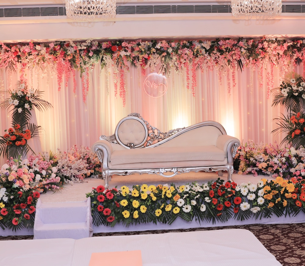 DS Clarks Inn Gurgaon 26/42