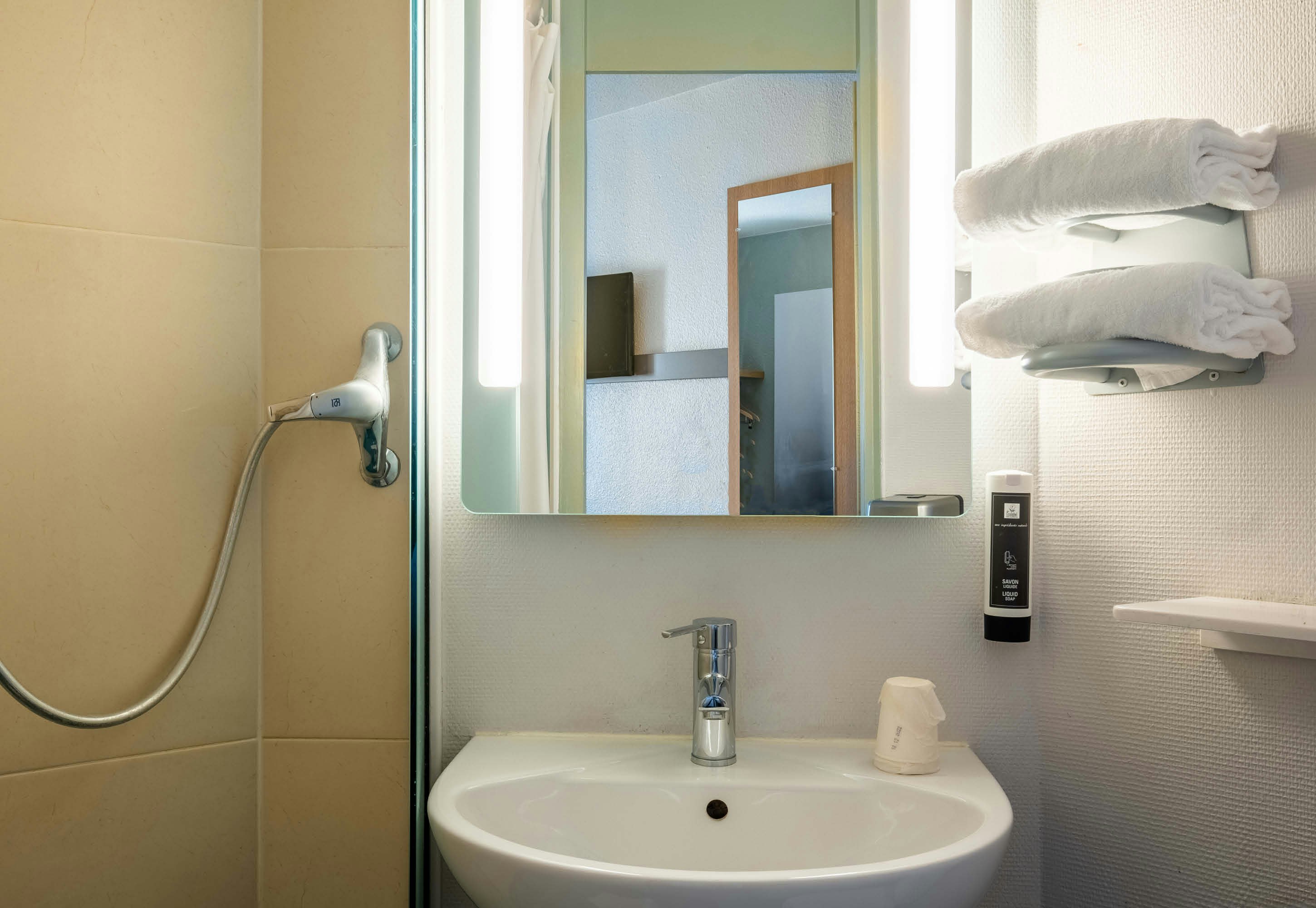 B&B Hotel Annecy Argonay 25/25