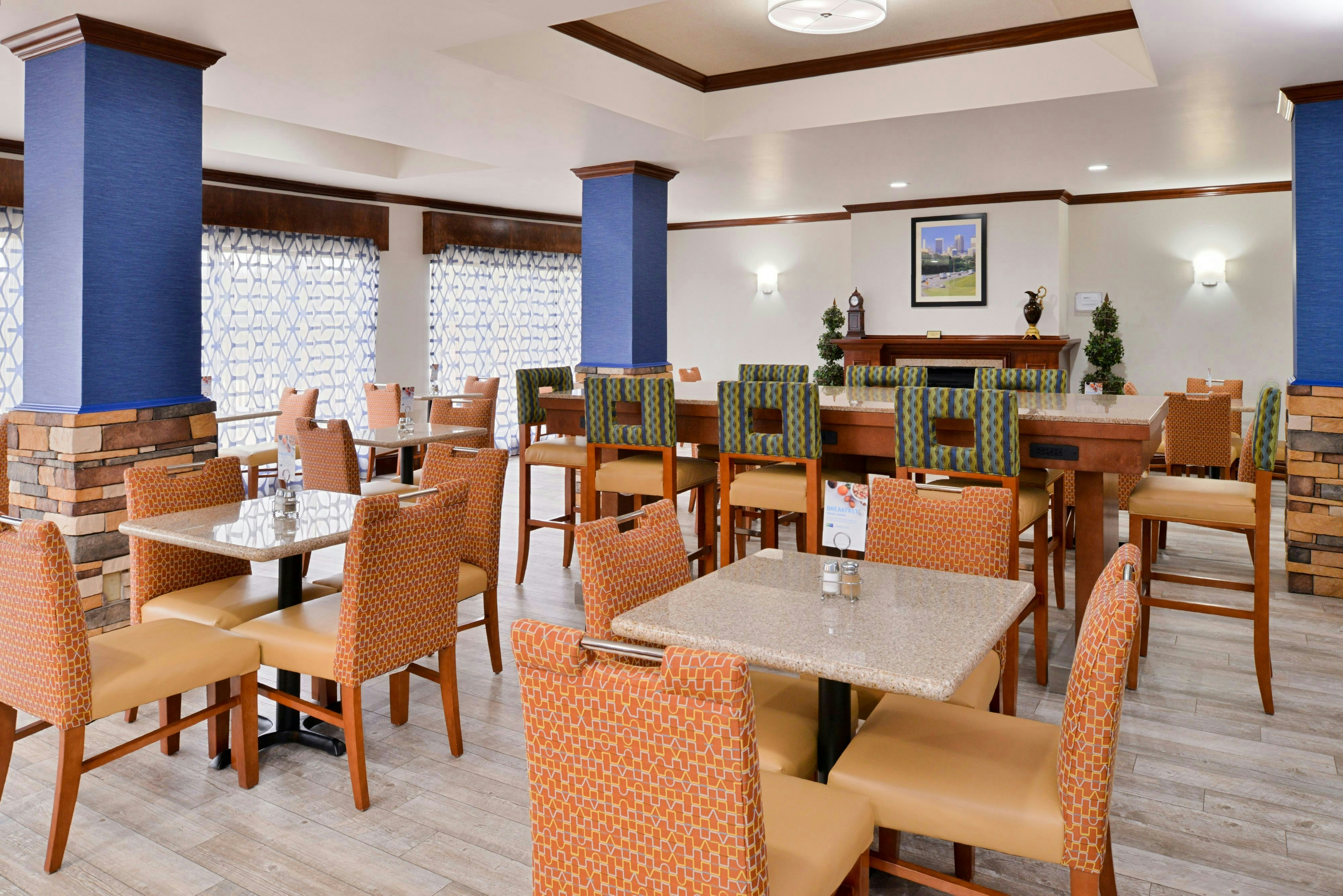 Holiday Inn Express Clanton 50/66