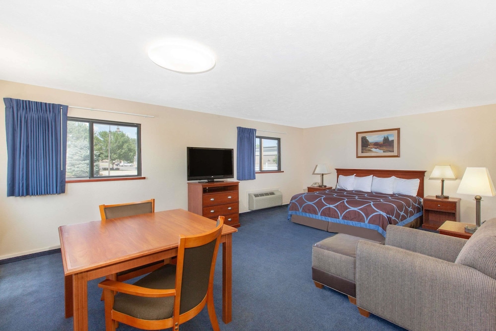 SureStay Plus by Best Western Grand Island 17/24