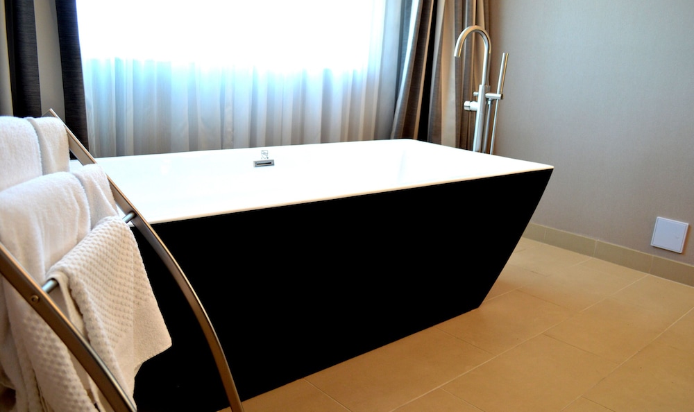 Hilton Winnipeg Airport Suites 21/65