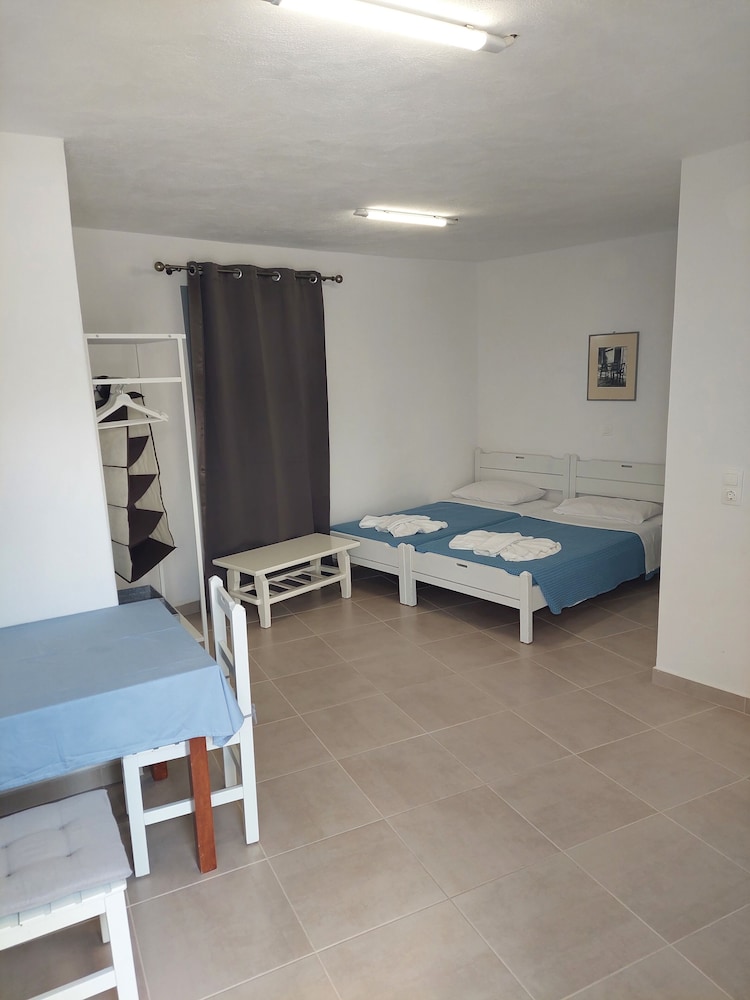 Eri Hotel 28/62