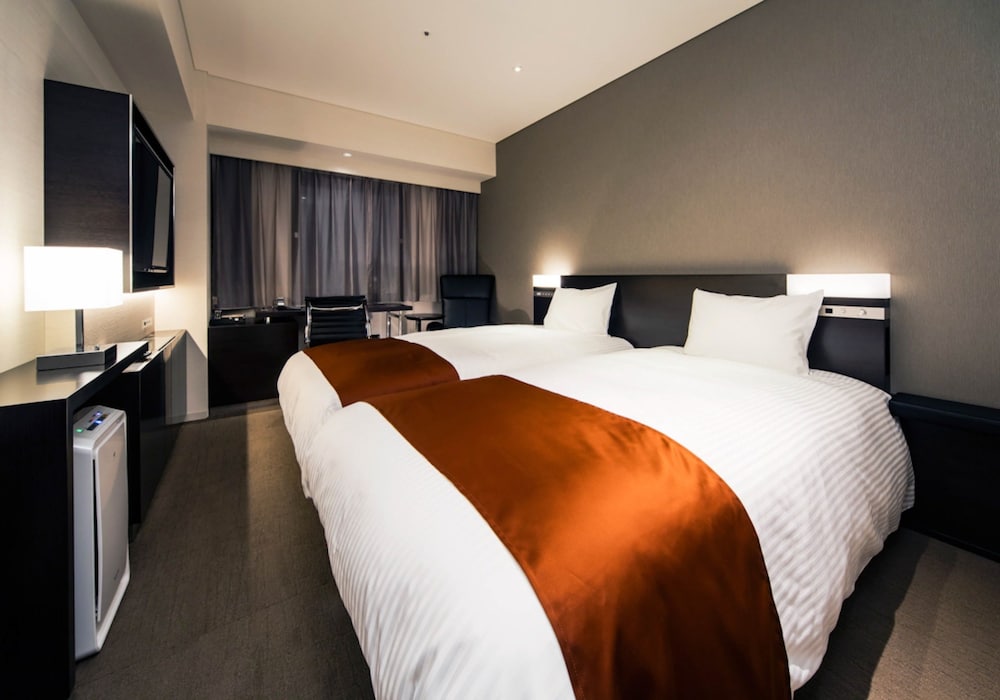 Daiwa Roynet Hotel Ginza Premier 35/64