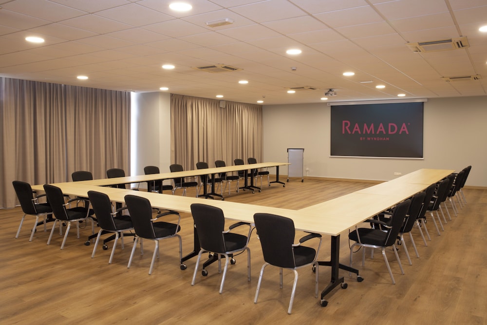 Ramada by Wyndham Madrid Getafe 37/50