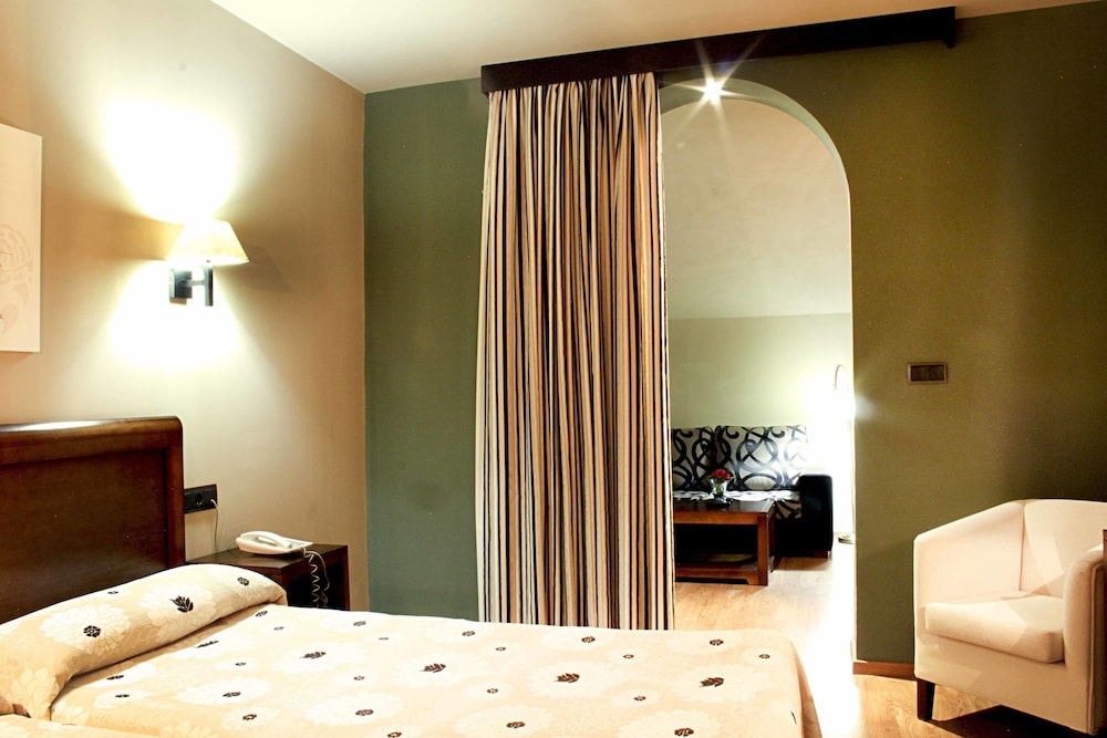 Hotel Zerbinetta 50/50