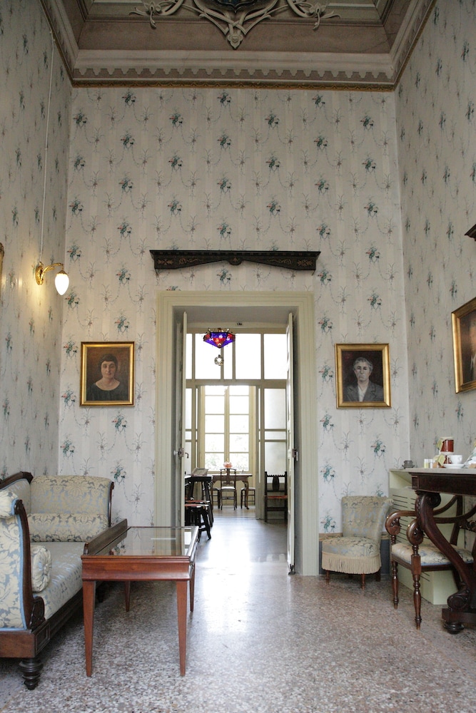 Hotel Regina D'arborea 26/40