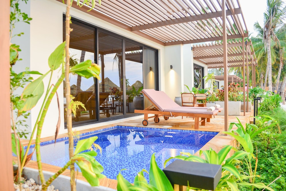 TOA Hotel & Spa 40/58