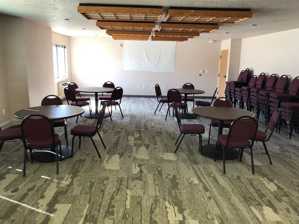 Willow Creek Inn 37/50