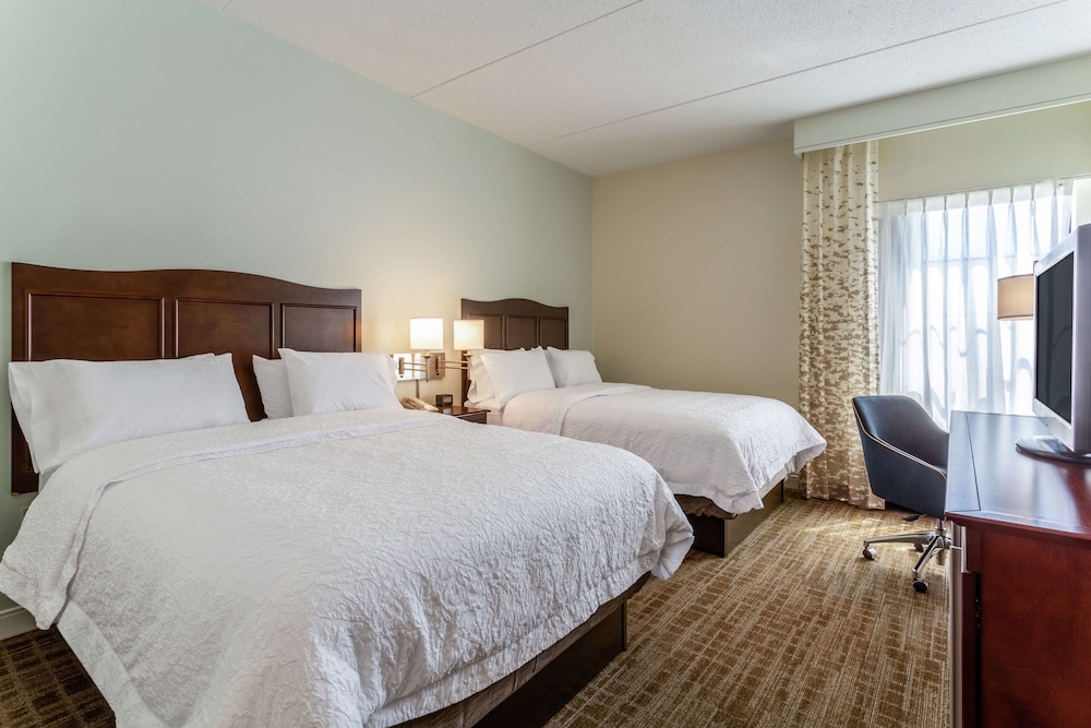 Hampton Inn Boston/Peabody 17/41