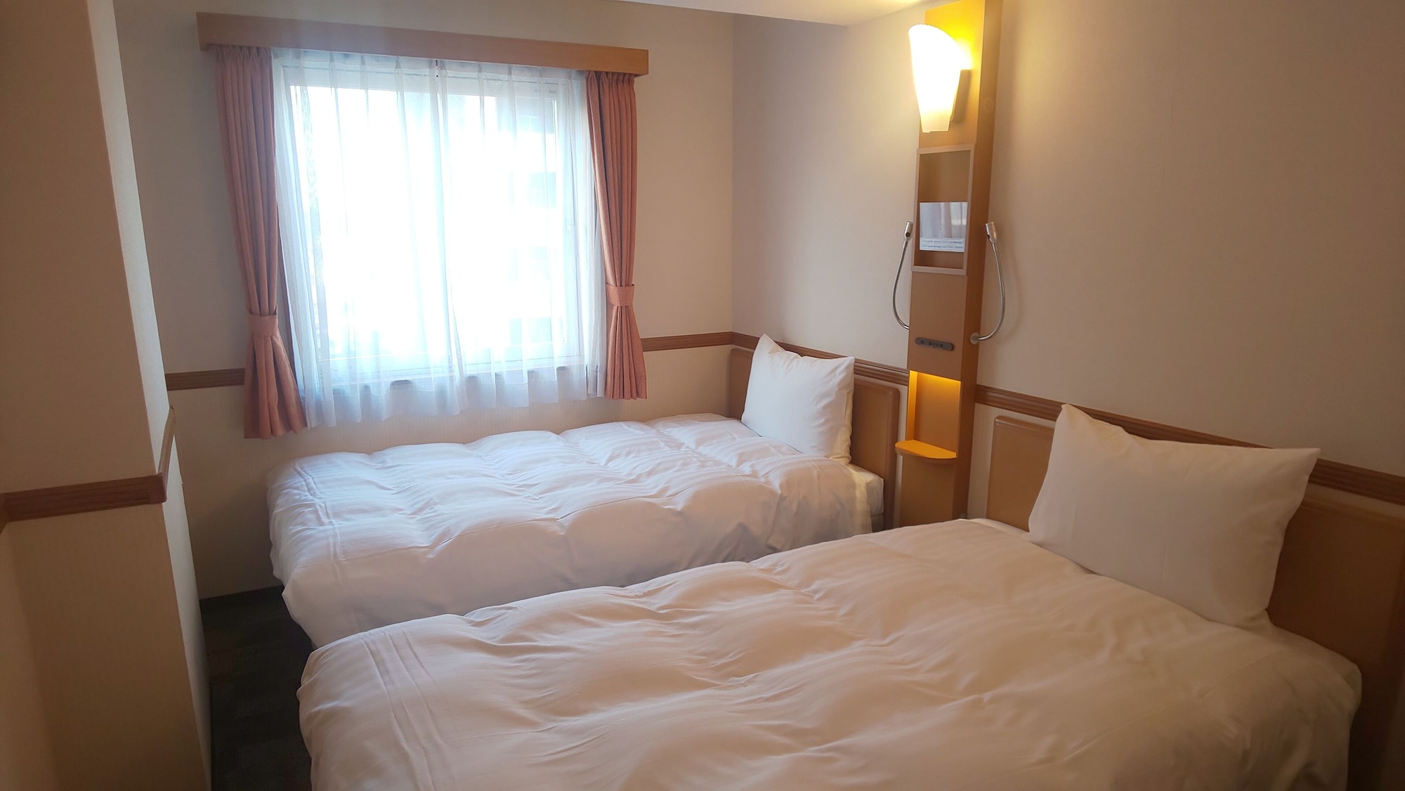 STANDARD, TWIN BEDS