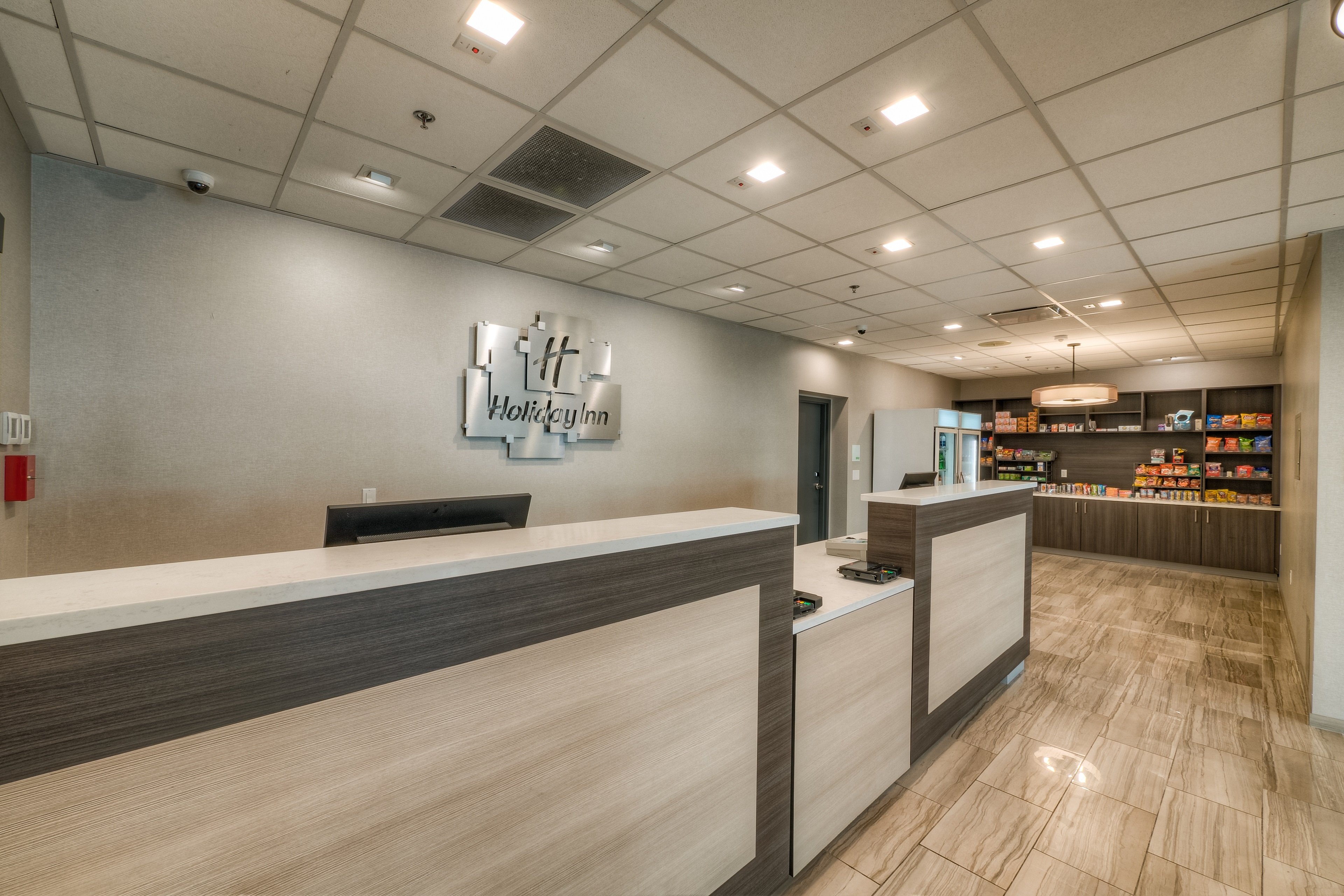 Holiday Inn Tacoma Mall 6/50