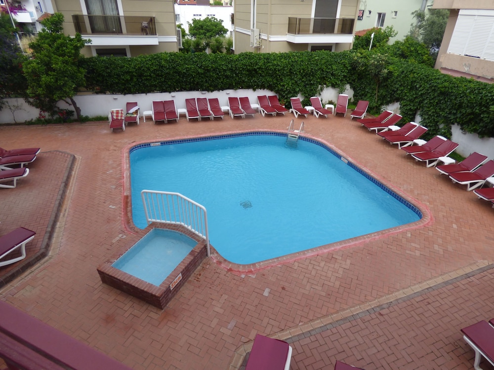 Avlu 4 Apart Hotel 20/50