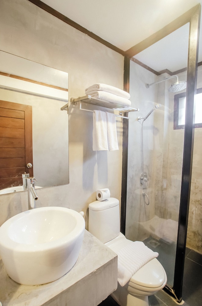 LILU HOTEL PAI 56/58