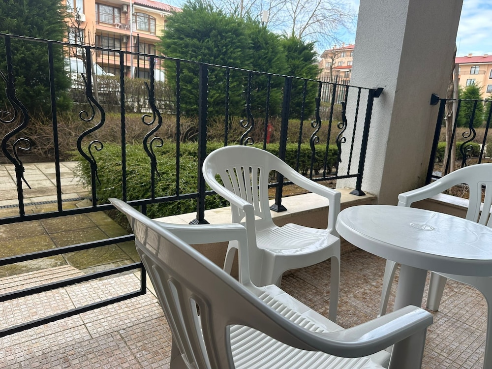 Premier Fort Beach Hotel 35/55