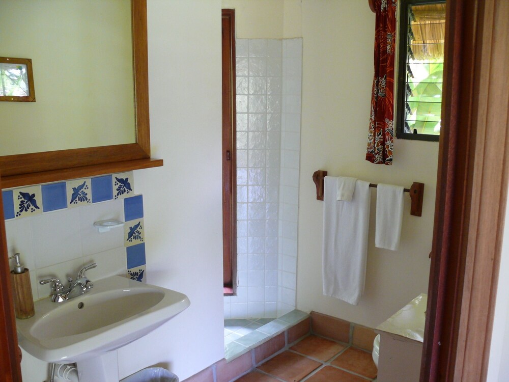 Tanager RainForest Lodge 20/64
