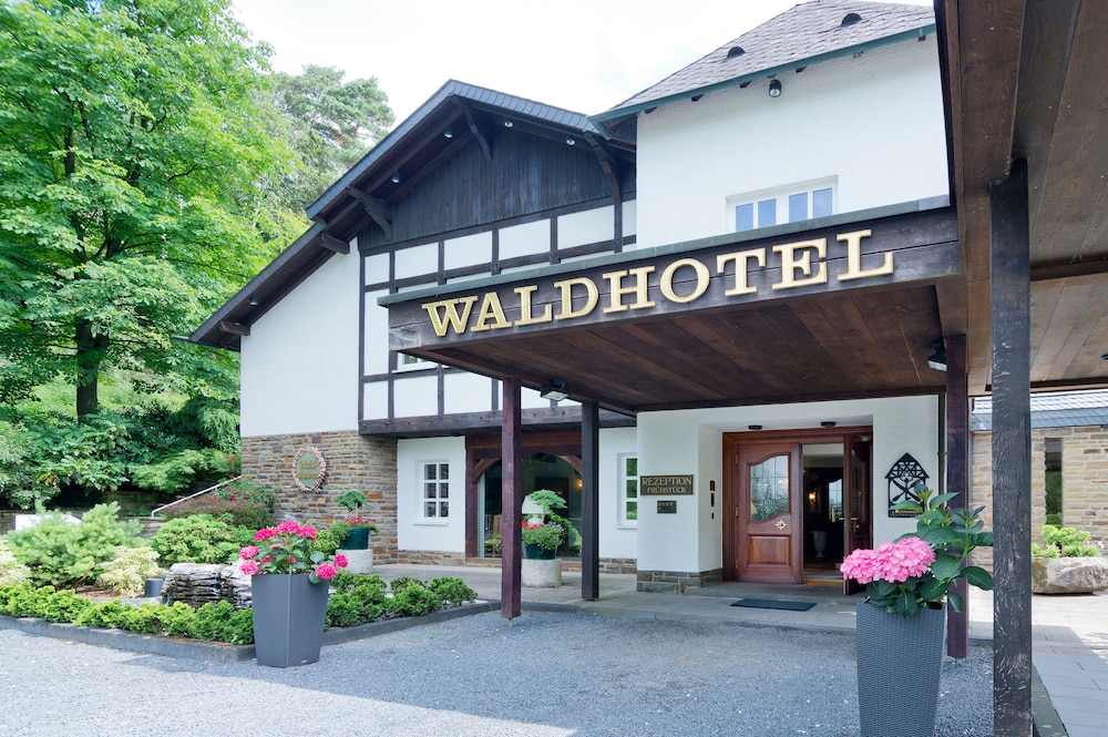 Romantik Waldhotel Mangold 2/66