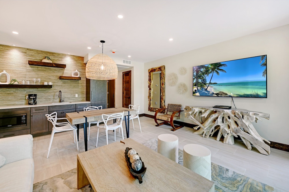 Bali Hai Beachfront Resort And Spa 43/70