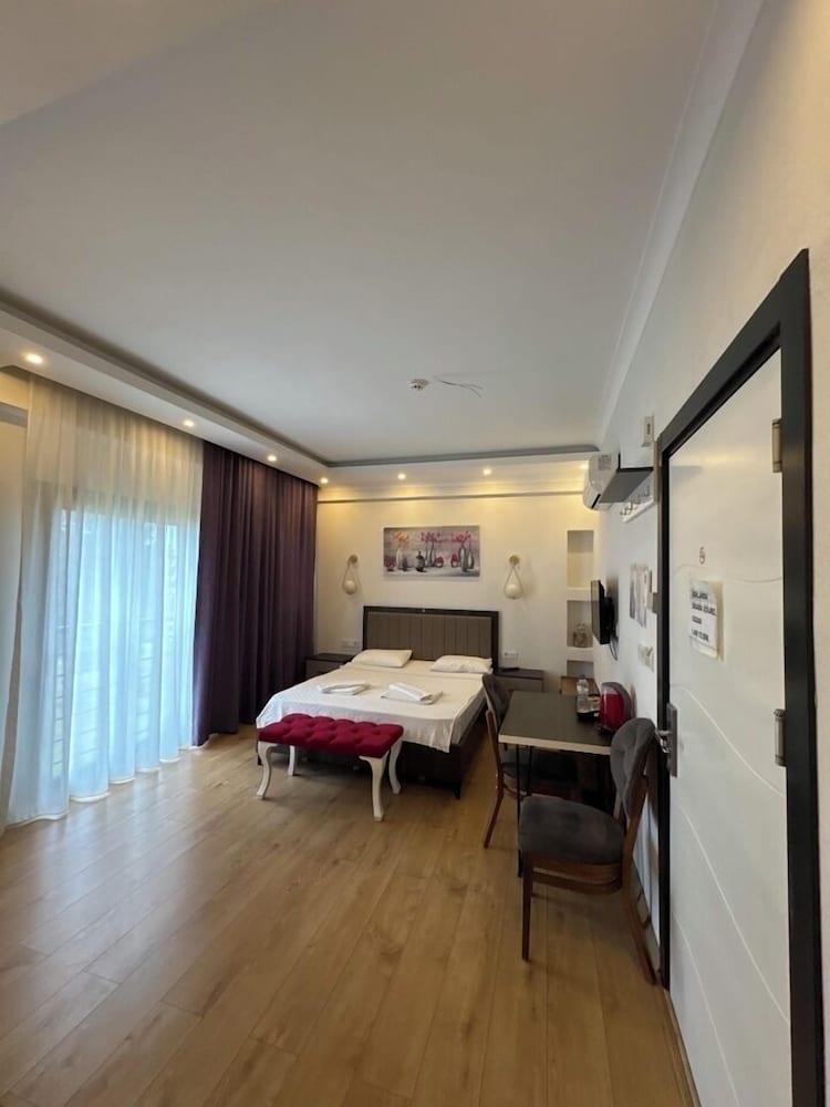 Sunrise City Residence 24/53