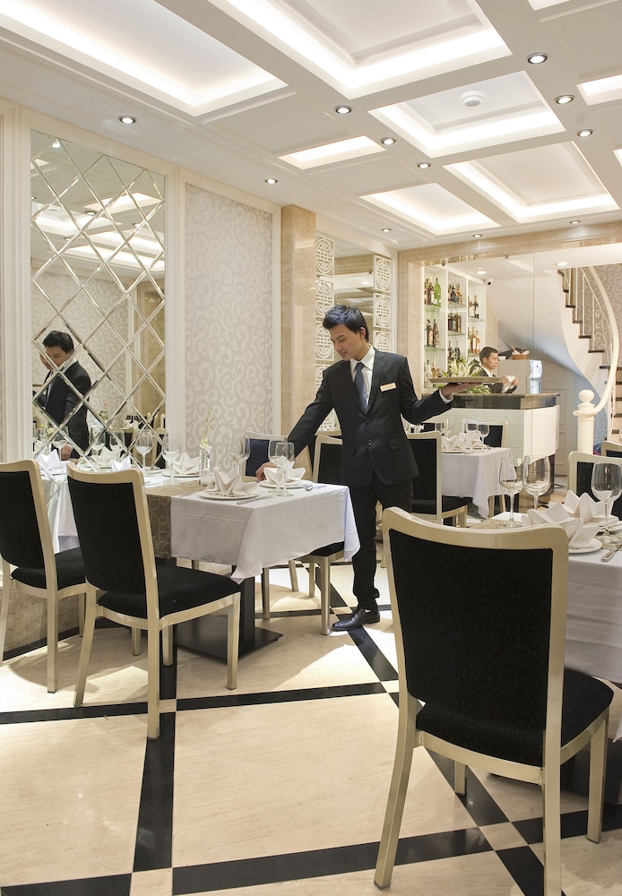 Classy Boutique Hotel 31/35