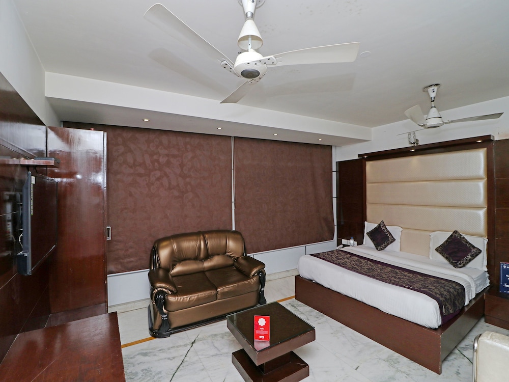Oyo 12982 Hotel Oris International 25/50