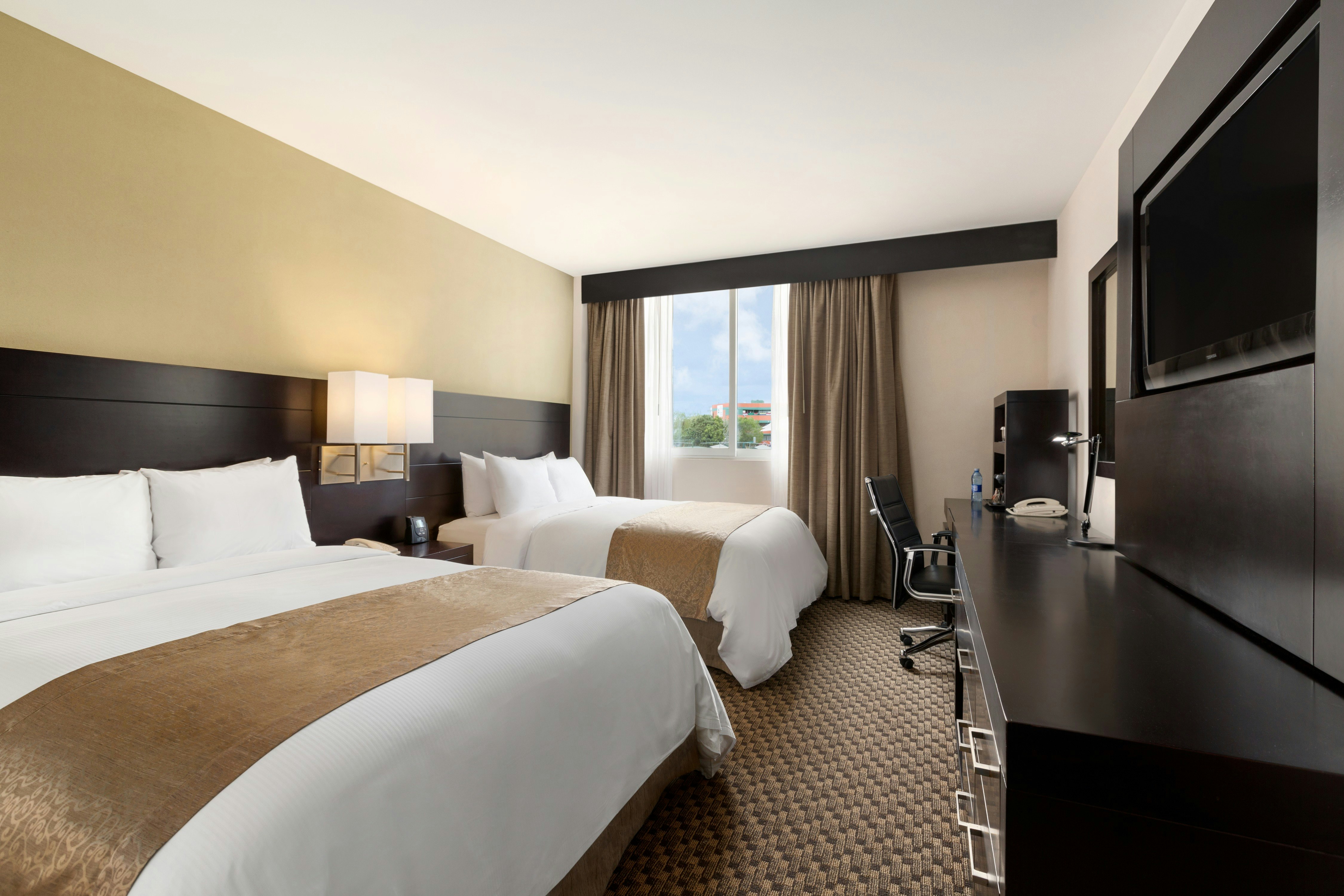 Room, 2 Queen Beds