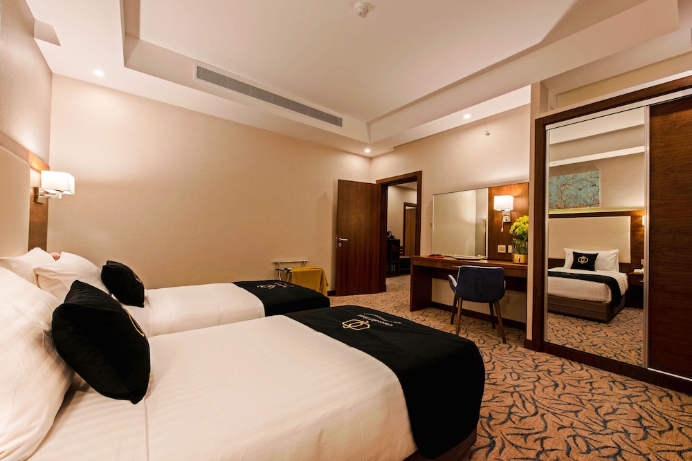 Deluxe Room Twin