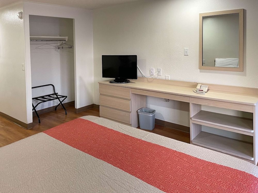 Motel6 Hagerstown, MD 15/36