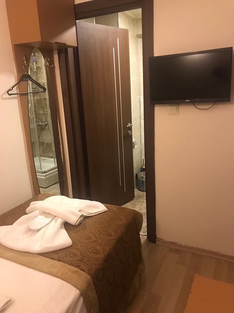Hotel Milano 21/60