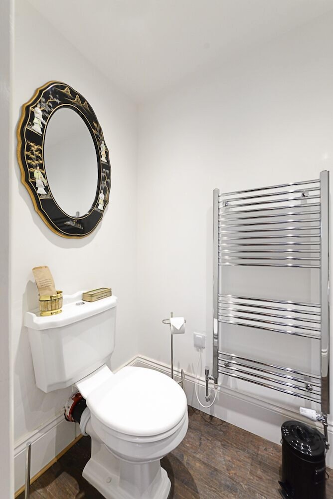 Mamas Inn Boutique Guest House 45/50