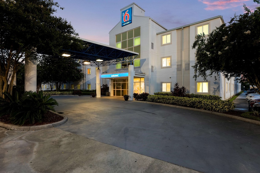 Motel6 Orlando, FL - International Dr 28/39