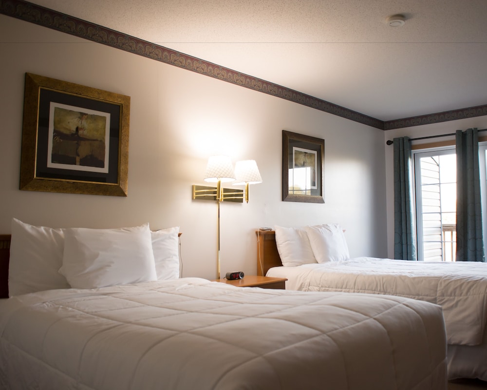 Amerivu Inn And Suites New Richmond 10/60