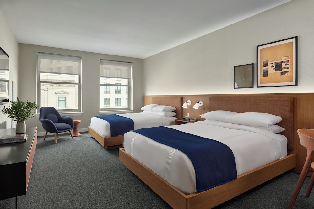 PLATINUM, 2 DOUBLE BEDS