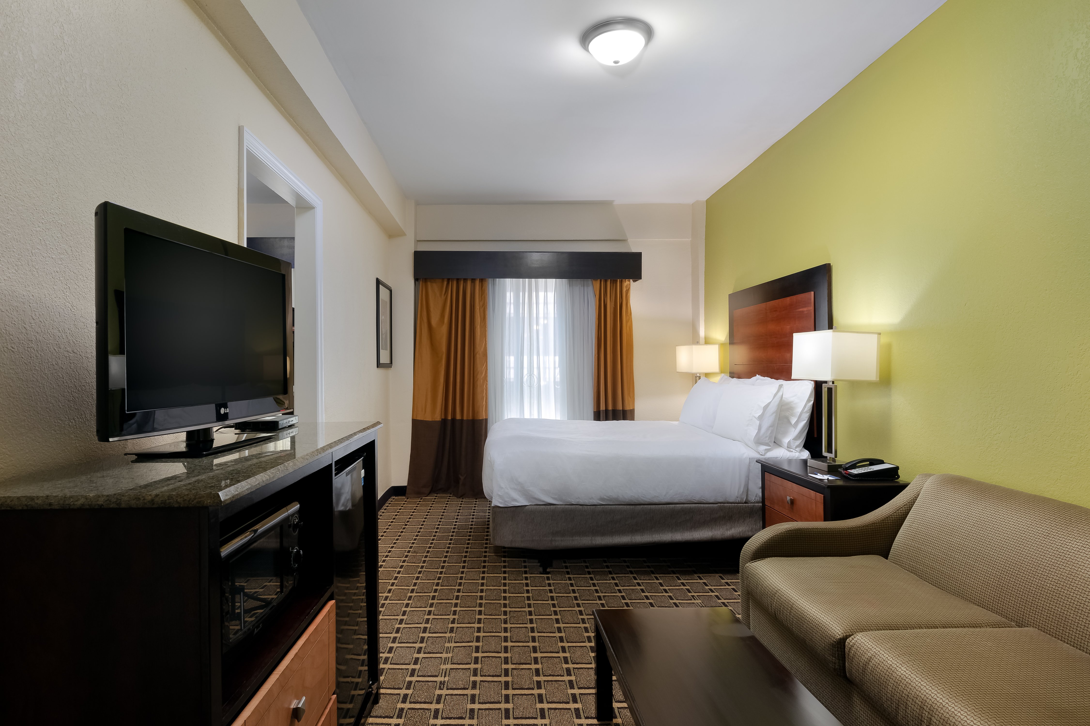 Holiday Inn Express And Suites Atlanta Downtown 20/48