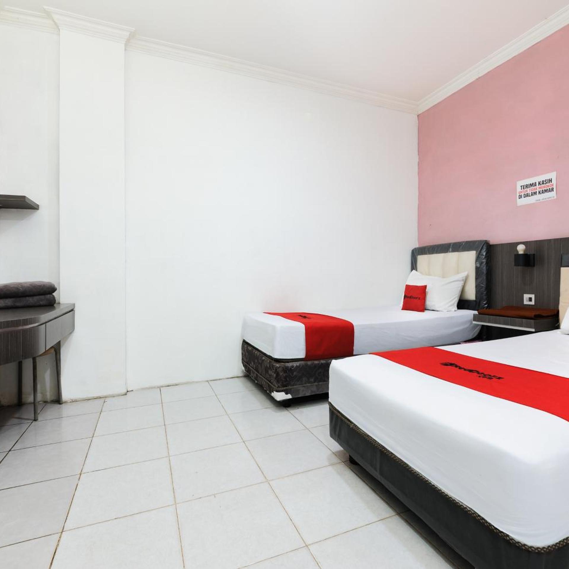 OYO 3848 Kavana Syariah Homestay 10/30