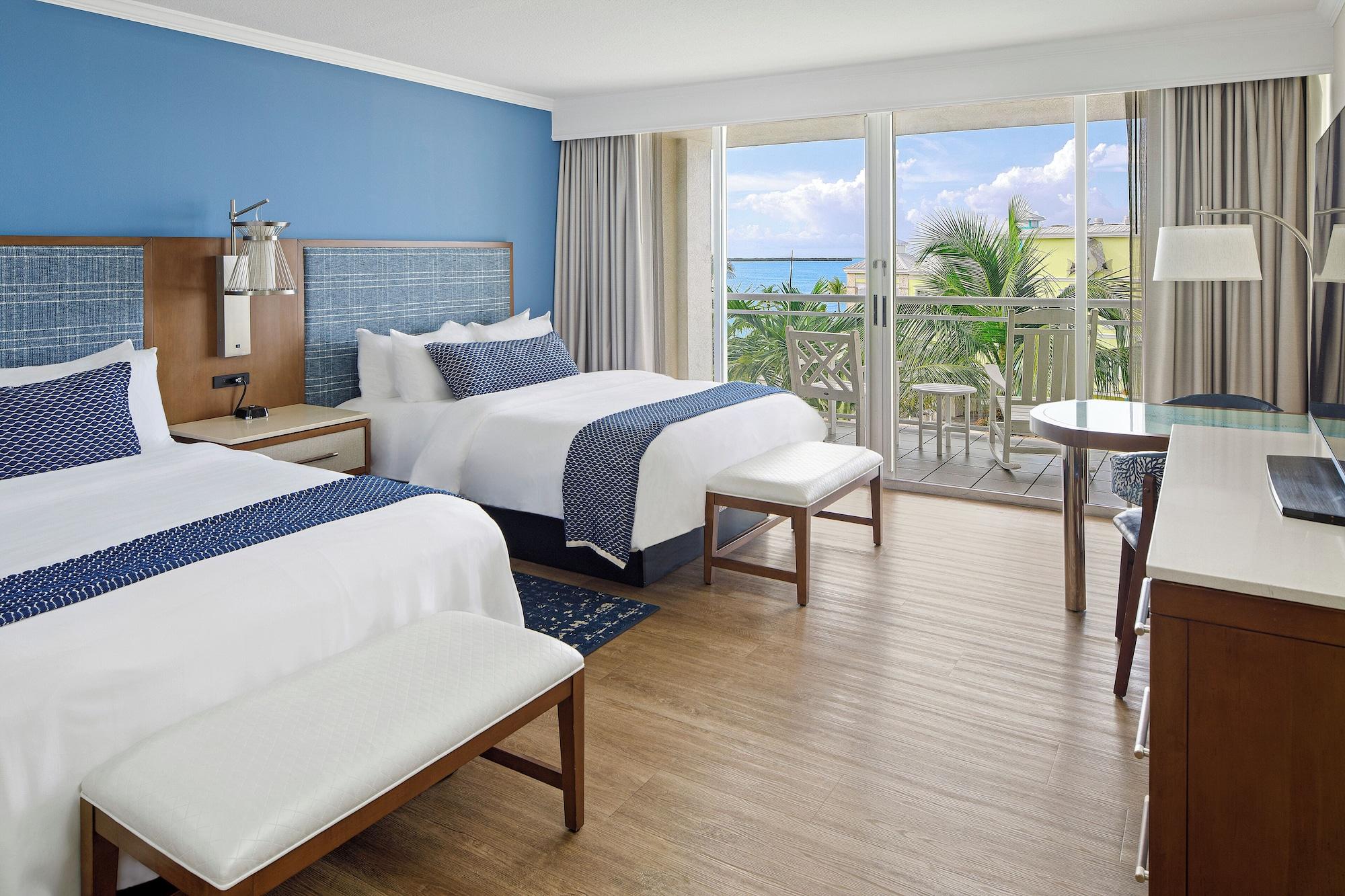 Room, 2 Queen Beds, Partial Bay View